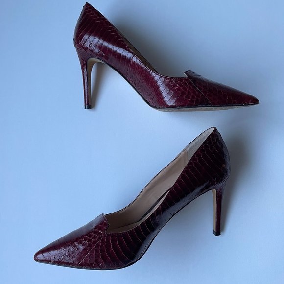 Vince Camuto Heels Pointy Toe Pumps Heels With Snake Print Plum Redish EUC - Picture 1 of 16